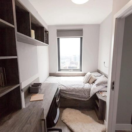 For Students Only Crown Place In Portsmouth Extérieur photo